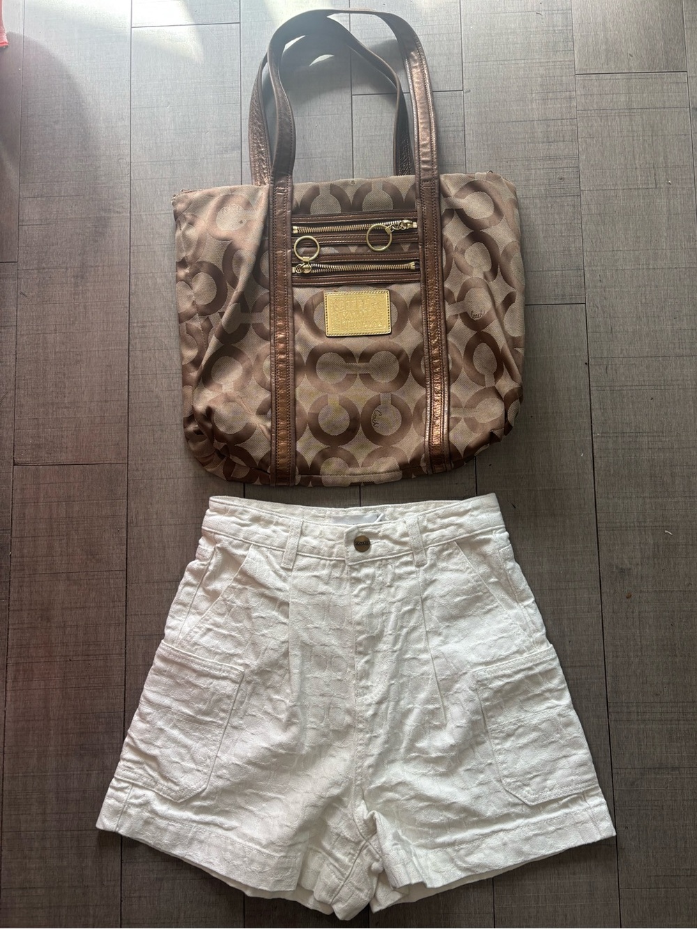 🦋Coach Lot🦋- 1 Monogrammed Shorts, 1 Classic Op Art Metallic Tote *AS IS!!!*